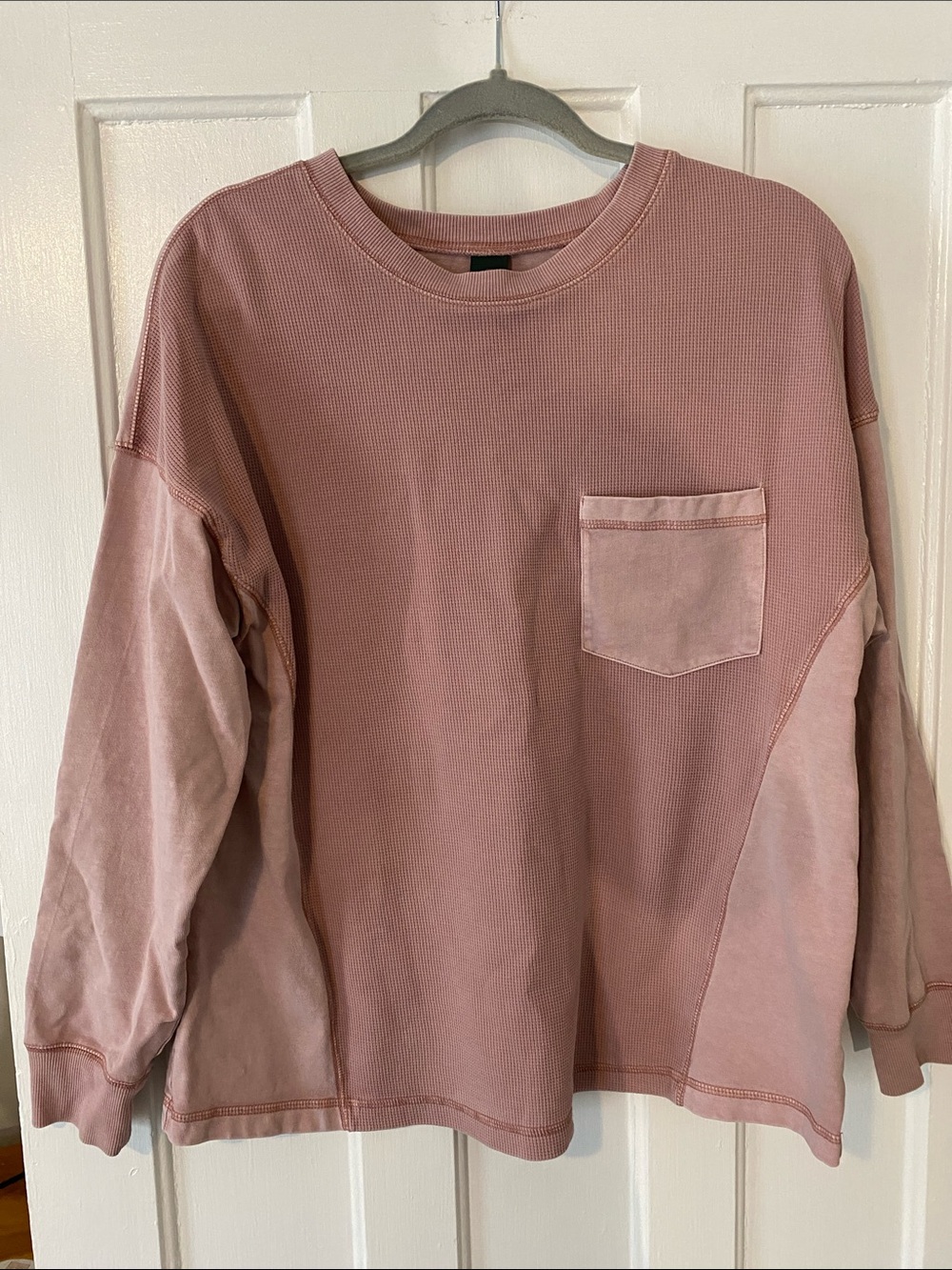 Wild Fable Dusty Rose Long Sleeve Pocket Sweatshirt